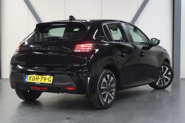 Peugeot 208 (2025) thumbnail 3