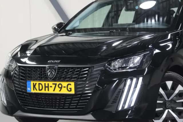 Peugeot 208 (2025) thumbnail 5