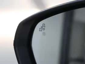Opel Grandland X (2019) thumbnail 23