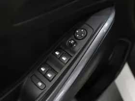 Opel Grandland X (2019) thumbnail 24