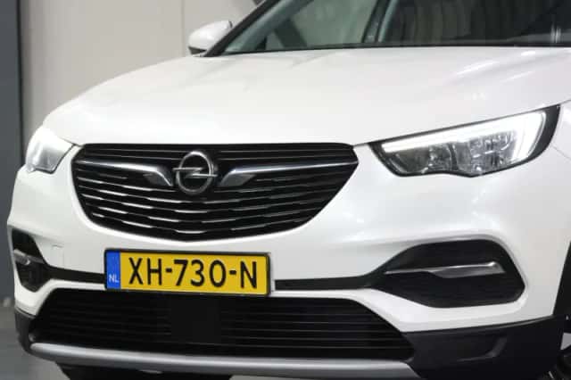 Opel Grandland X (2019) thumbnail 5
