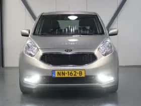 Kia Venga (2017) thumbnail 4