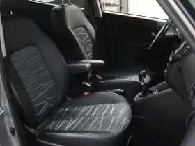 Kia Venga (2017) thumbnail 8