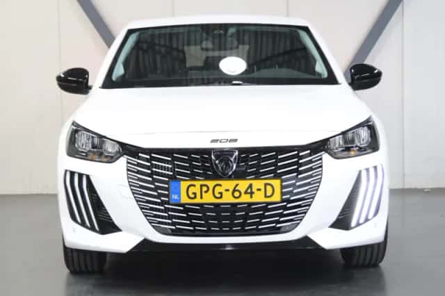 Peugeot 208 (2024) thumbnail 5