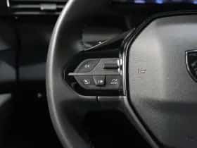 Peugeot 308 (2023) thumbnail 23