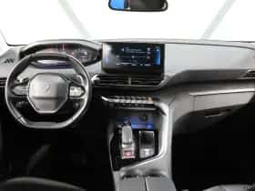 Peugeot 5008 (2022) thumbnail 12