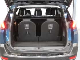 Peugeot 5008 (2022) thumbnail 17