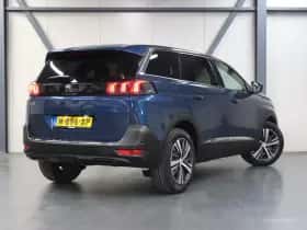 Peugeot 5008 (2022) thumbnail 3