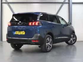 Peugeot 5008 (2022) thumbnail 3