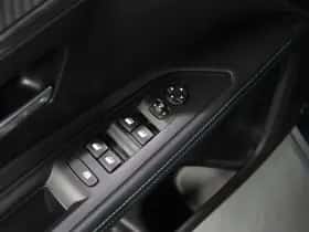 Peugeot 5008 (2022) thumbnail 23