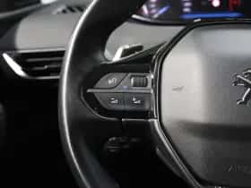 Peugeot 5008 (2022) thumbnail 24