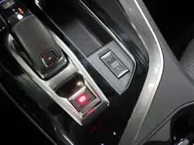Peugeot 5008 (2022) thumbnail 39
