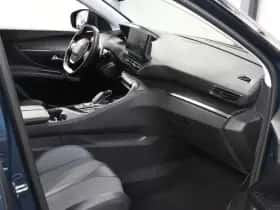 Peugeot 5008 (2022) thumbnail 8