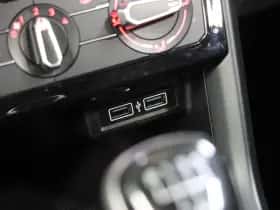 Volkswagen T-Cross (2019) thumbnail 36