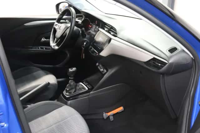 Opel Corsa (2022) thumbnail 2