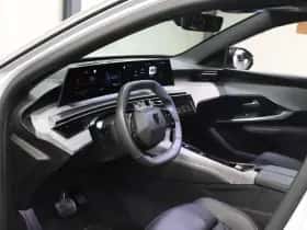 Peugeot 3008 (2024) thumbnail 12