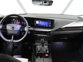 Opel Astra (2023) thumbnail 14