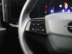 Opel Astra (2023) thumbnail 25