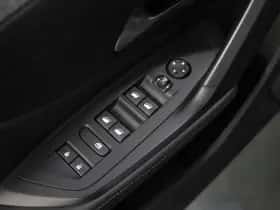 Peugeot 308 (2023) thumbnail 21