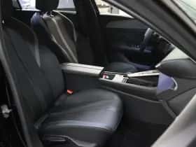 Peugeot 308 (2023) thumbnail 9