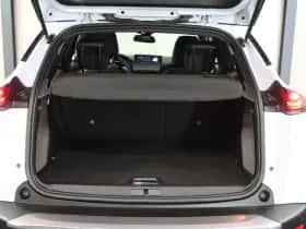 Peugeot 2008 (2023) thumbnail 16