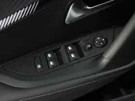 Peugeot 2008 (2023) thumbnail 21