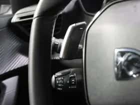 Peugeot 2008 (2023) thumbnail 25
