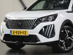 Peugeot 2008 (2023) thumbnail 5
