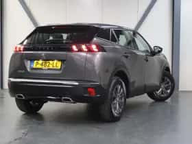 Peugeot 2008 (2022) thumbnail 3