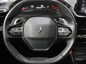 Peugeot 2008 (2022) thumbnail 23
