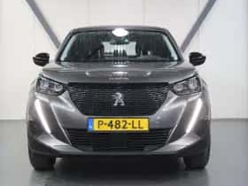 Peugeot 2008 (2022) thumbnail 4