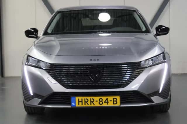 Peugeot 308 (2025) thumbnail 5