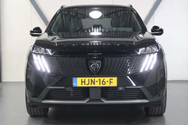 Peugeot E-5008 (2025) thumbnail 5