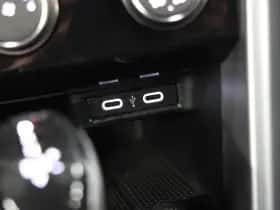Volkswagen T-Roc (2022) thumbnail 35