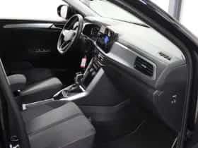 Volkswagen T-Roc (2022) thumbnail 8