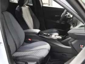 Peugeot 2008 (2025) thumbnail 9