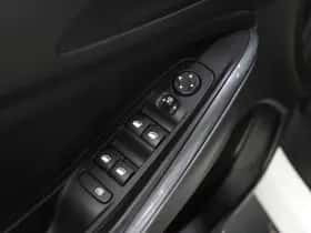Opel Grandland X (2021) thumbnail 24