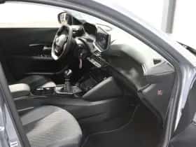 Peugeot 208 (2025) thumbnail 8