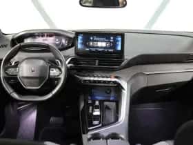 Peugeot 3008 (2023) thumbnail 13