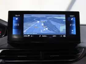 Peugeot 3008 (2023) thumbnail 32