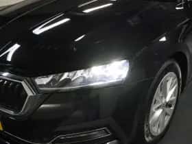Škoda Octavia (2021) thumbnail 21