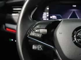 Škoda Octavia (2021) thumbnail 24