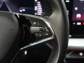 Škoda Octavia (2021) thumbnail 25