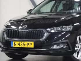 Škoda Octavia (2021) thumbnail 5