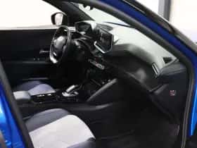 Peugeot e-2008 (2021) thumbnail 10