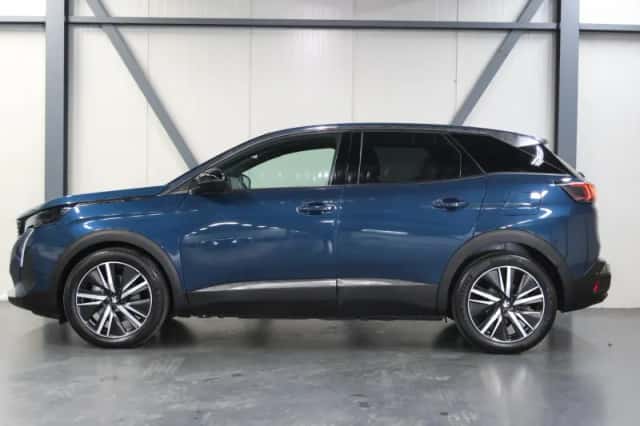 Peugeot 3008 (2024) thumbnail 2