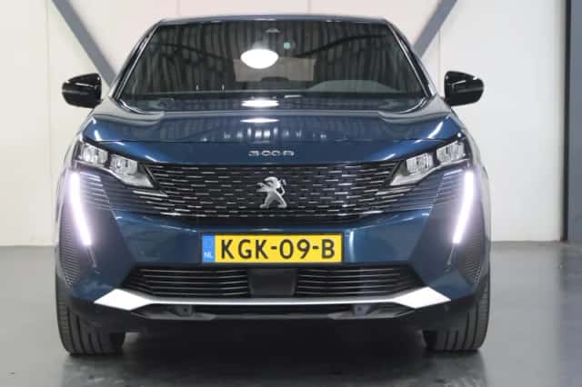 Peugeot 3008 (2024) thumbnail 5