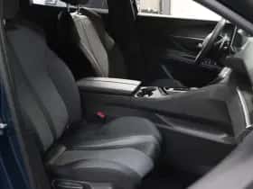 Peugeot 3008 (2024) thumbnail 9