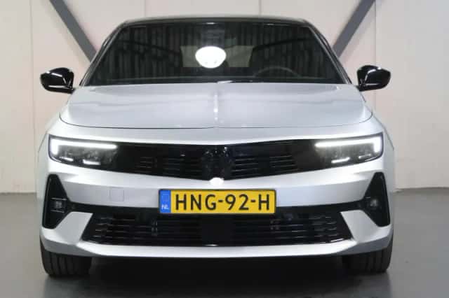 Opel Astra (2025) thumbnail 5