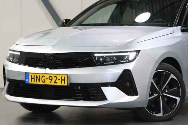 Opel Astra (2025) thumbnail 6